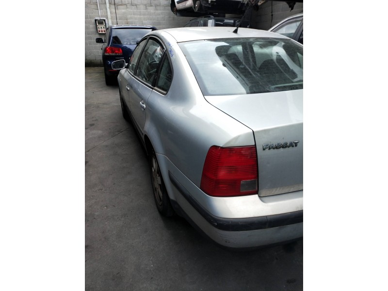 volkswagen passat berlina (3b2) del año 1998