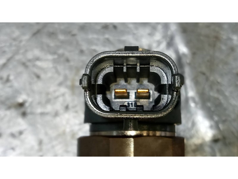 Recambio de inyector para kia sportage business 2wd referencia OEM IAM 0445110589 338002A610 