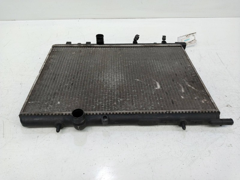 Recambio de radiador agua para citroen xsara berlina 1.9 d sx referencia OEM IAM 9643331180 870958Z  Recambio de radiador agua para citroen xsara berlina 1.9 d sx referencia OEM IAM 9643331180 870958Z