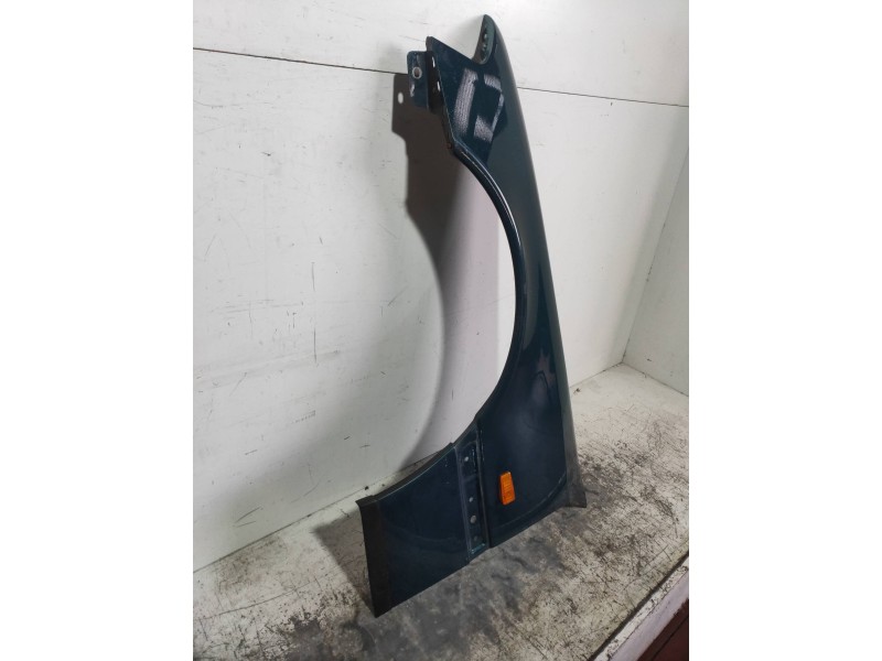 Recambio de aleta delantera izquierda para mercedes clase c (w202) berlina 180 (202.018) referencia OEM IAM   