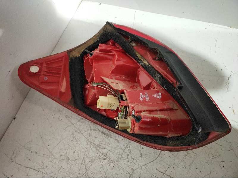 Recambio de piloto trasero derecho para toyota rav 4 (a3) active referencia OEM IAM   