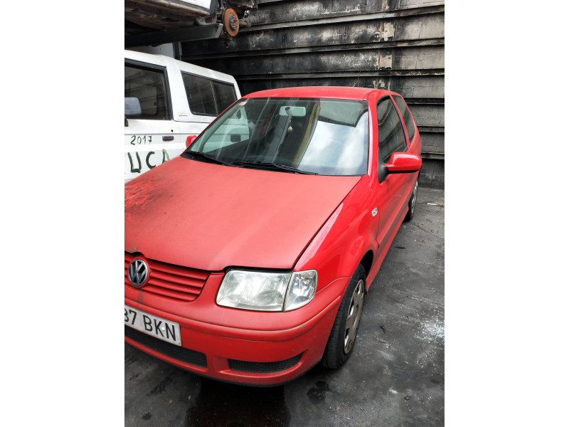 volkswagen polo berlina (6n2) del año 2001