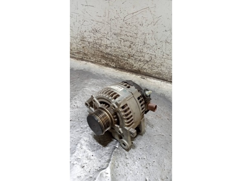 Recambio de alternador para kia sportage business 2wd referencia OEM IAM 373002A700 MS1042118840 