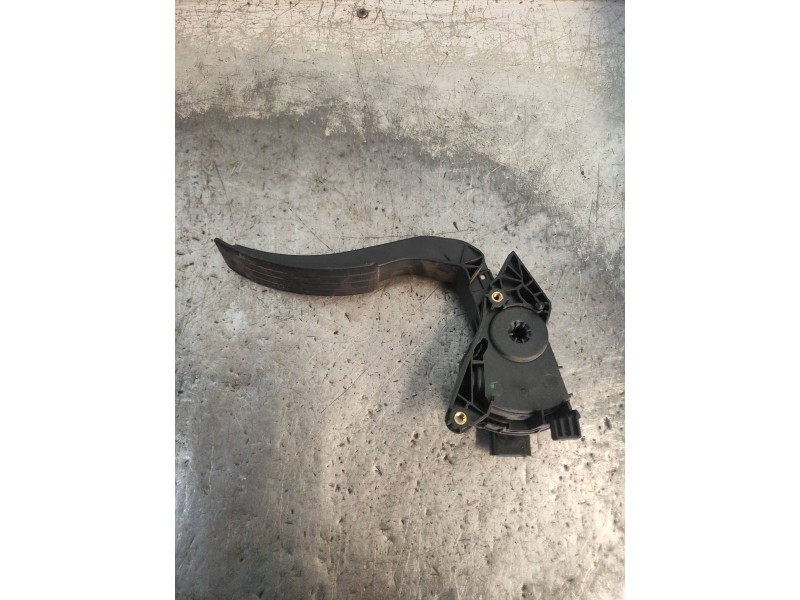 Recambio de potenciometro pedal para renault clio iv business referencia OEM IAM 180029347R 6PV00997807 
