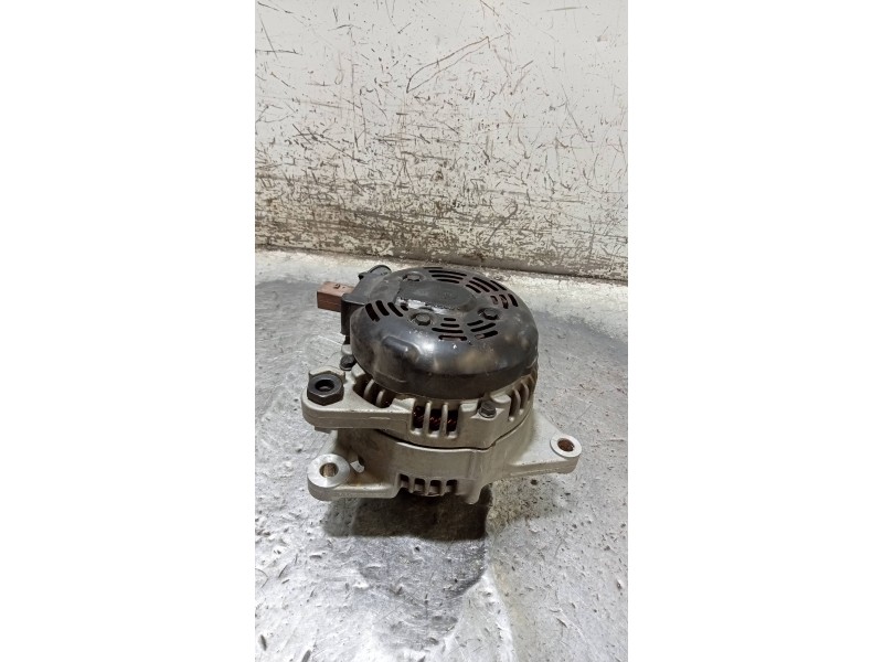 Recambio de alternador para kia sportage business 2wd referencia OEM IAM 373002A700 MS1042118840 