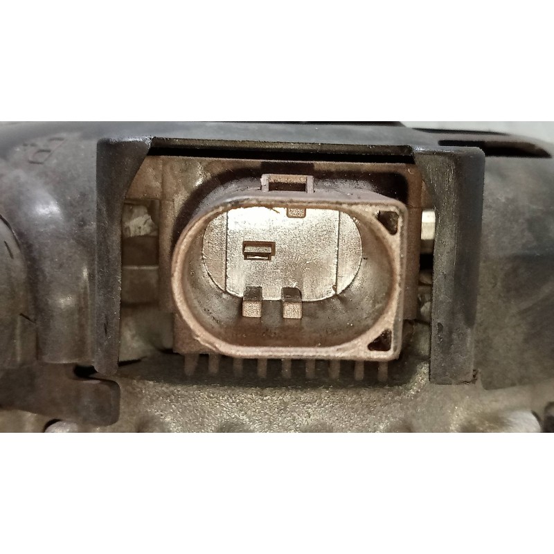 Recambio de alternador para kia sportage business 2wd referencia OEM IAM 373002A700 MS1042118840 