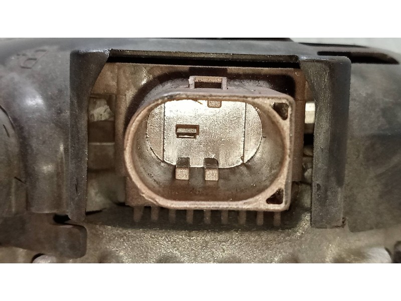 Recambio de alternador para kia sportage business 2wd referencia OEM IAM 373002A700 MS1042118840 