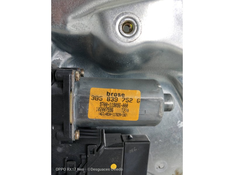 Recambio de elevalunas trasero derecho para volkswagen passat berlina (3b2) básico referencia OEM IAM 3B5839752  4P