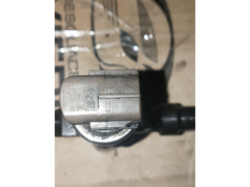 Recambio de inyector para mazda 6 berlina (gg) 2.0 diesel cat referencia OEM IAM 18211B00  