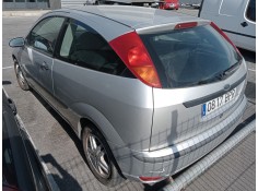ford focus berlina (cak) del año 2001 2