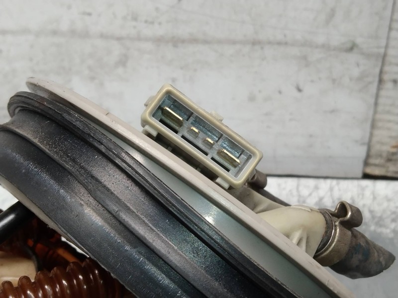 Recambio de bomba combustible para seat toledo (1l) base referencia OEM IAM 1L0919051E 228225203 