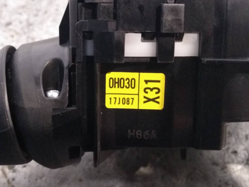 Recambio de mando luces para citroen c1 urban ride referencia OEM IAM 17J087  