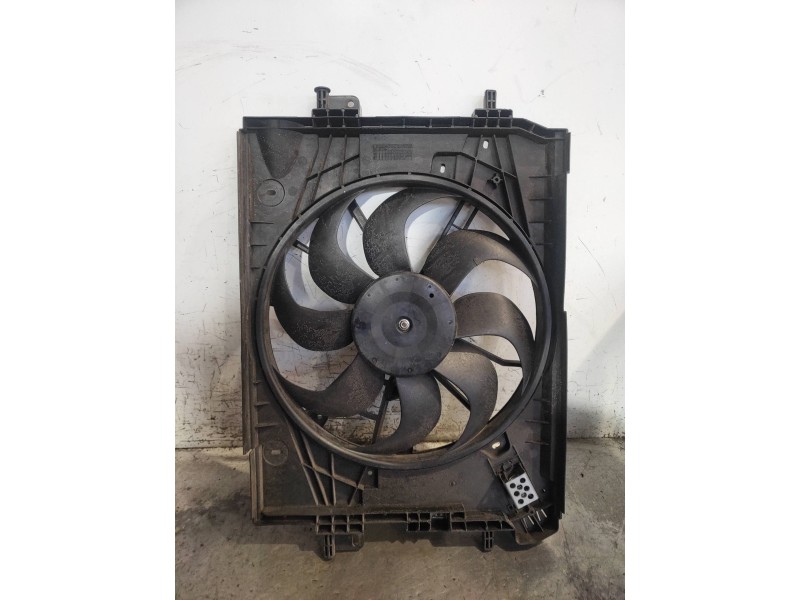Recambio de electroventilador para renault clio iv business referencia OEM IAM 214818009RA  