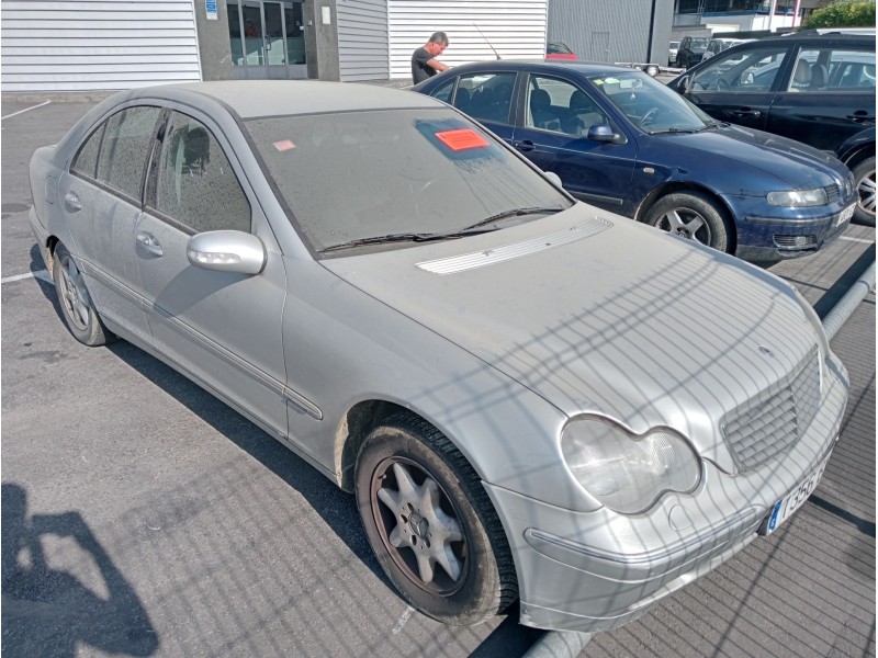 mercedes clase c (w203) berlina del año 2001