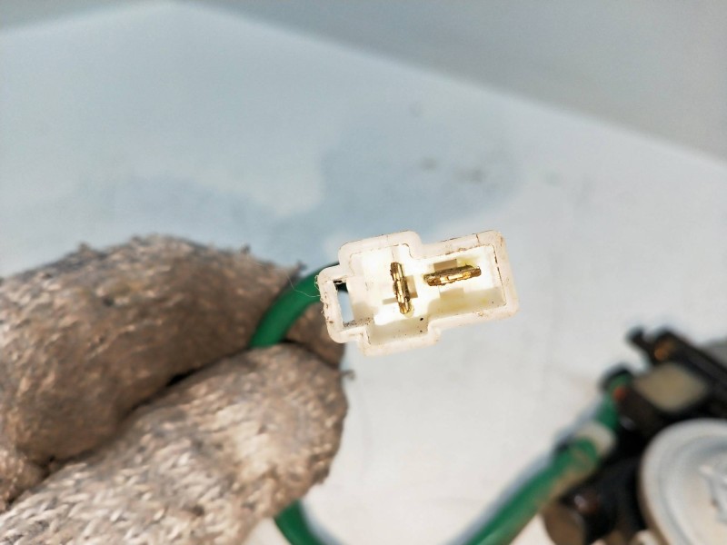 Recambio de elevalunas trasero derecho para mitsubishi montero sport (k90) referencia OEM IAM MR144538 0621006544 5P