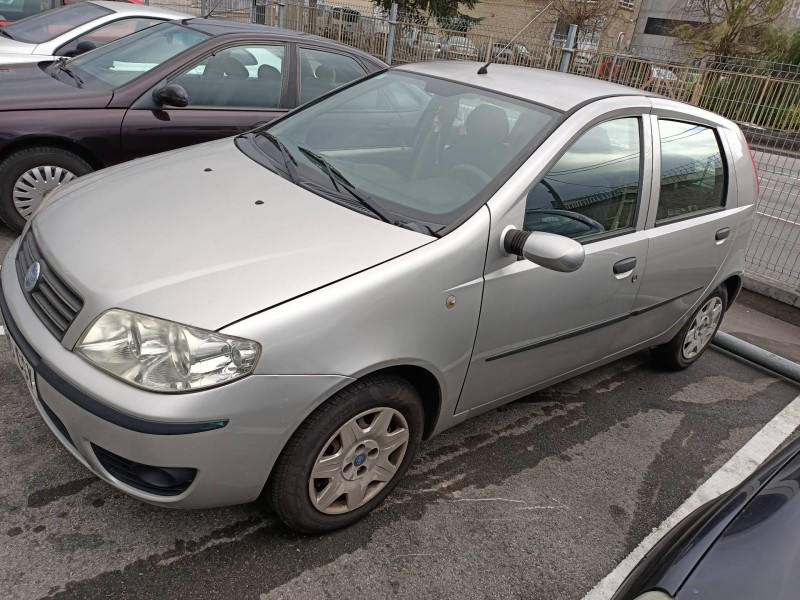 fiat punto berlina (188) del año 2004