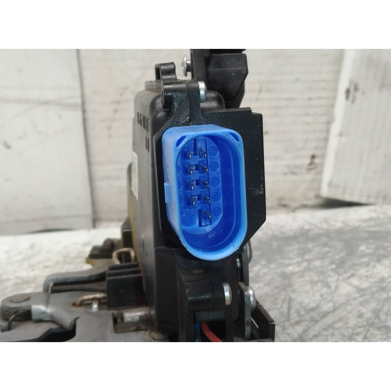 Recambio de motor cierre centralizado delantero derecho para volkswagen caddy ka/kb (2k) kombi referencia OEM IAM 3D1837016AC  5