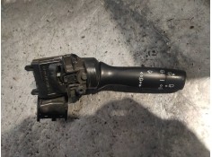 Recambio de mando limpia para toyota yaris hsd active referencia OEM IAM 17F904  