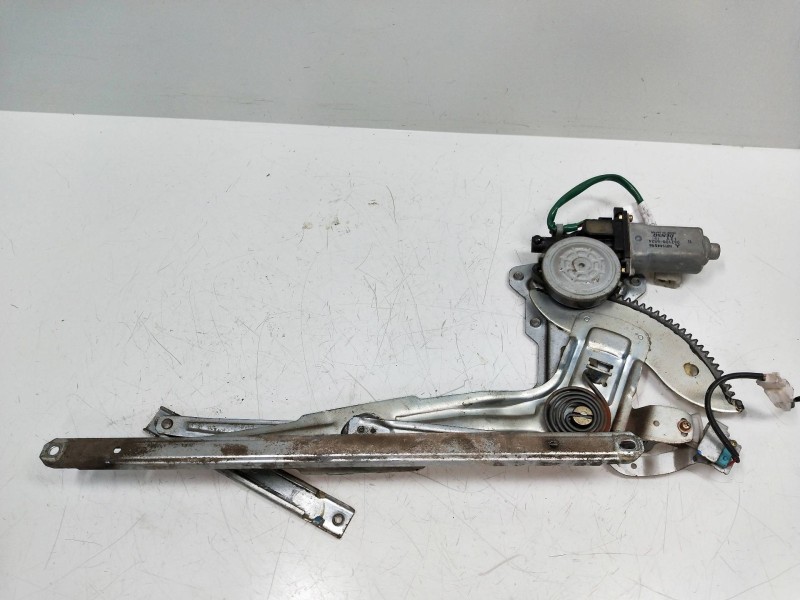 Recambio de elevalunas delantero derecho para mitsubishi montero sport (k90) 2.5 turbodiesel referencia OEM IAM MR144596 0621006