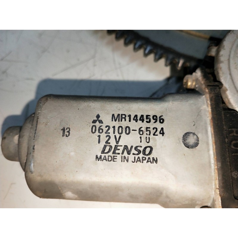 Recambio de elevalunas delantero derecho para mitsubishi montero sport (k90) 2.5 turbodiesel referencia OEM IAM MR144596 0621006