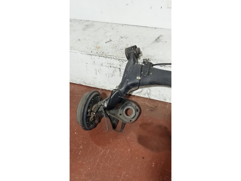Recambio de puente trasero para volkswagen fox (5z1) básico referencia OEM IAM   TAMBOR / ABS