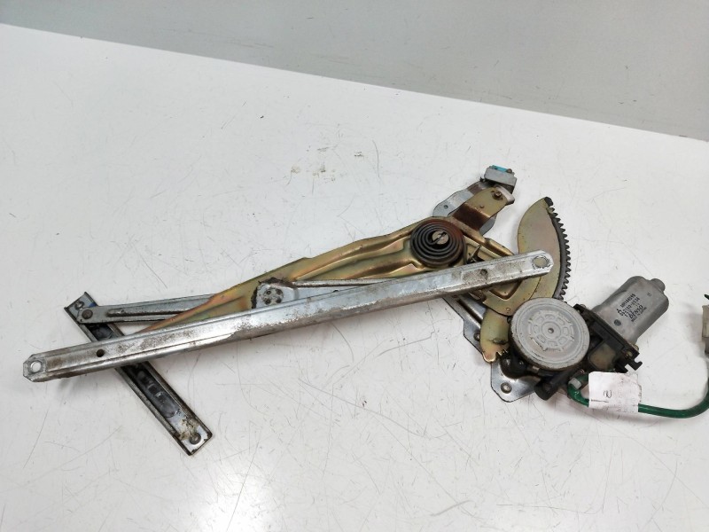 Recambio de elevalunas delantero izquierdo para mitsubishi montero sport (k90) 2.5 turbodiesel referencia OEM IAM MR144595 06210