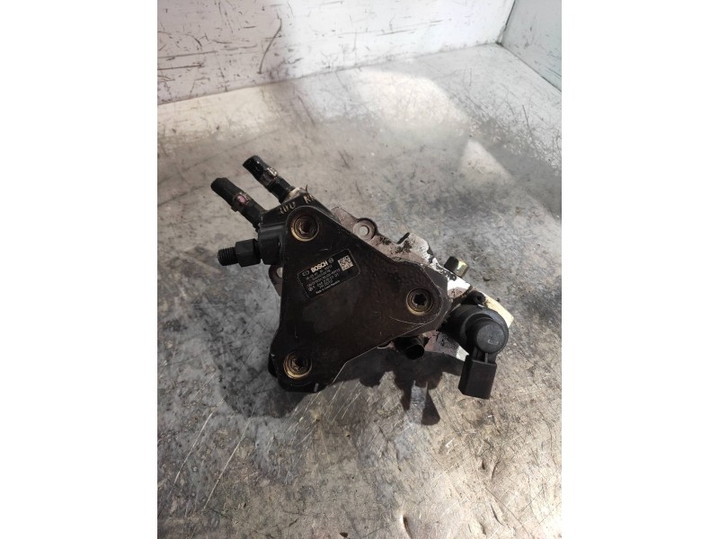Recambio de bomba inyeccion para mercedes clase c (w203) sportcoupe c 200 cdi (la) (203.707) referencia OEM IAM 0445010078 A6460