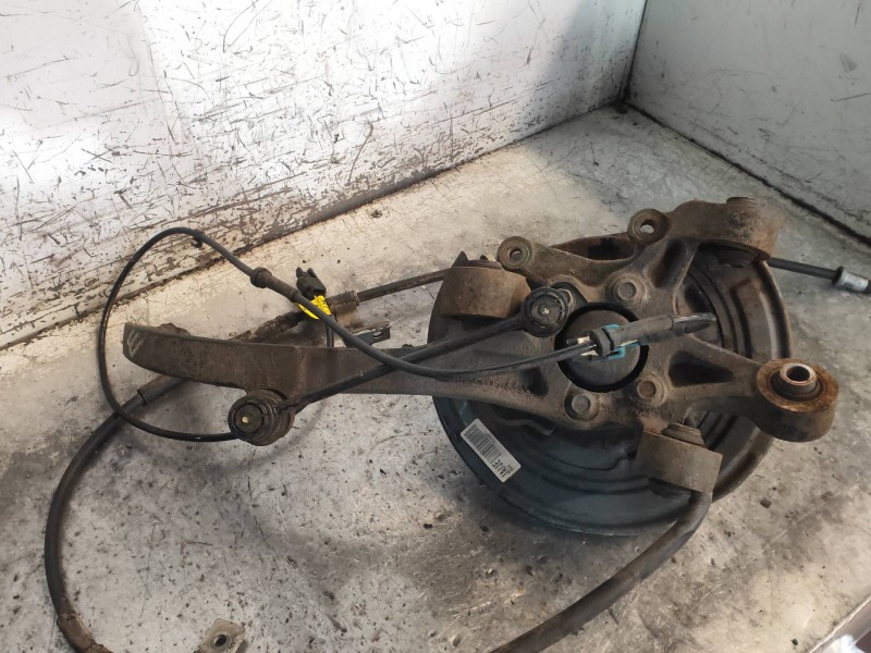 Recambio de mangueta trasera derecha para chevrolet evanda cdx referencia OEM IAM   