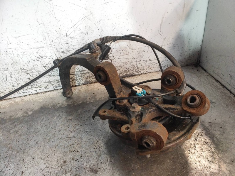 Recambio de mangueta trasera izquierda para chevrolet evanda cdx referencia OEM IAM   