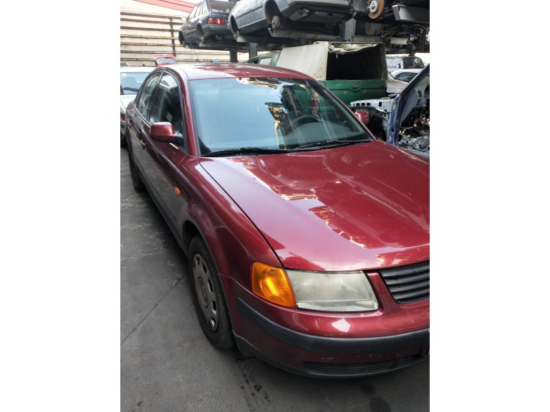 volkswagen passat berlina (3b2) del año 1997