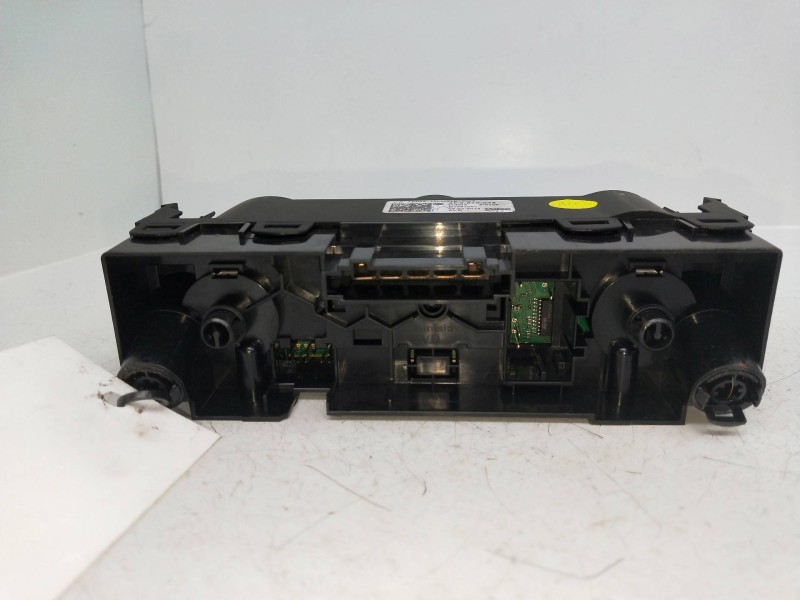 Recambio de mando calefaccion / aire acondicionado para volkswagen polo (6c1) trendline bluemotion referencia OEM IAM 6C0820045 