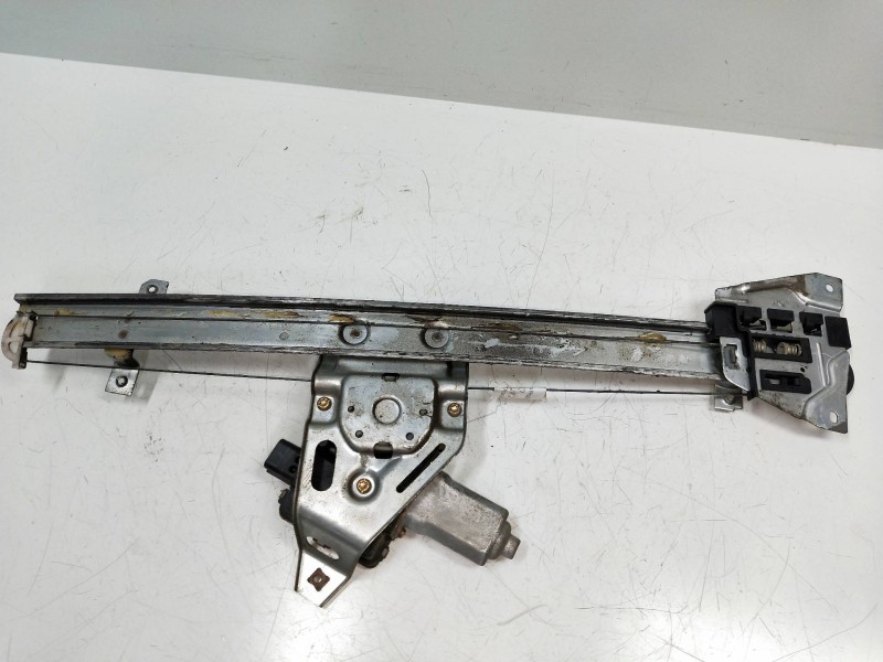Recambio de elevalunas delantero derecho para mitsubishi montero (v60/v70) 3.2 di-d cat referencia OEM IAM MN117078 0620200700 3
