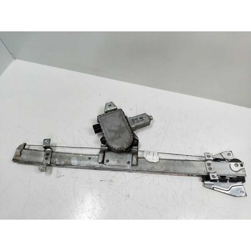 Recambio de elevalunas delantero derecho para mitsubishi montero (v60/v70) 3.2 di-d cat referencia OEM IAM MN117078 0620200700 3