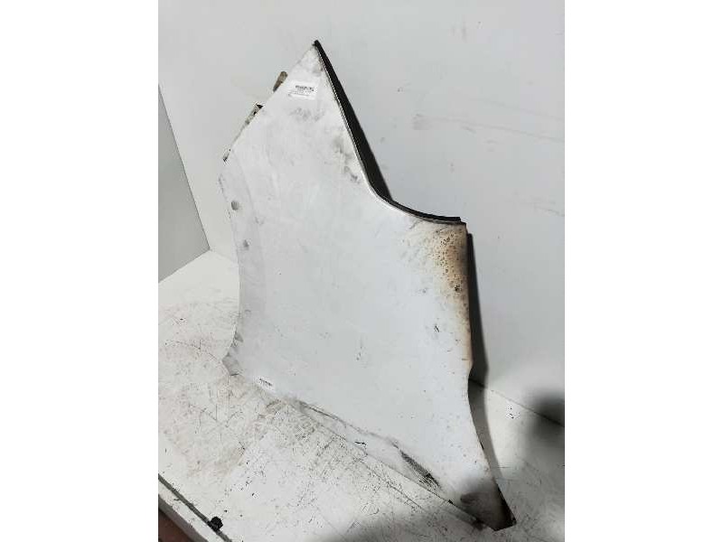 Recambio de aleta delantera izquierda para renault master kasten l3h3 gka 3,5t referencia OEM IAM   