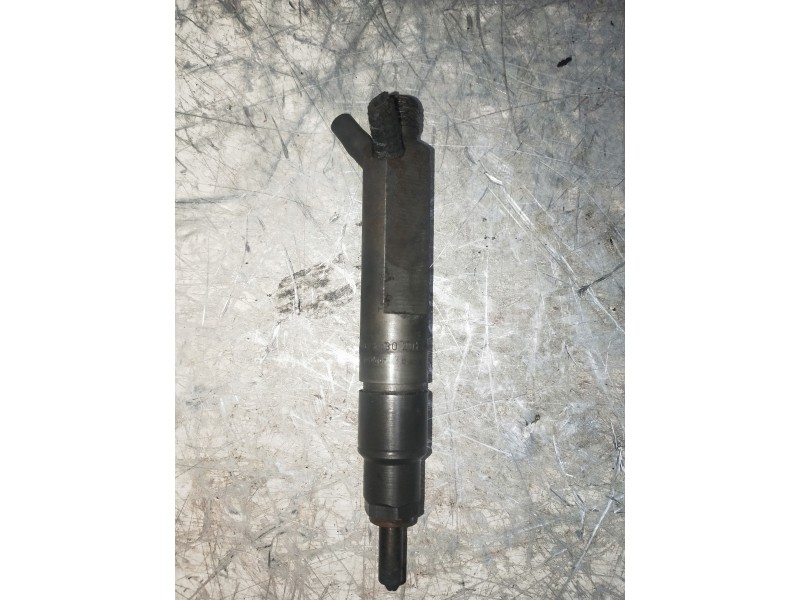 Recambio de inyector para volkswagen passat berlina (3b2) 1.9 tdi referencia OEM IAM 028130201T  