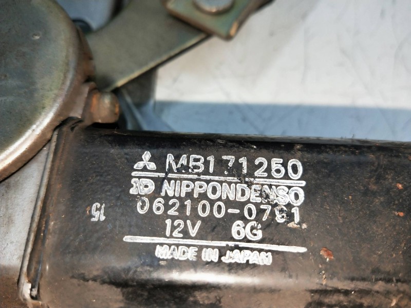 Recambio de elevalunas delantero derecho para mitsubishi montero (l040) referencia OEM IAM MB1712250 0621000791 3P Recambio de elevalunas delantero derecho para mitsubishi montero (l040) referencia OEM IAM MB1712250 0621000791 3P