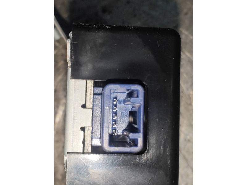 Recambio de modulo electronico para toyota yaris hsd active referencia OEM IAM 897400D100 618702000 