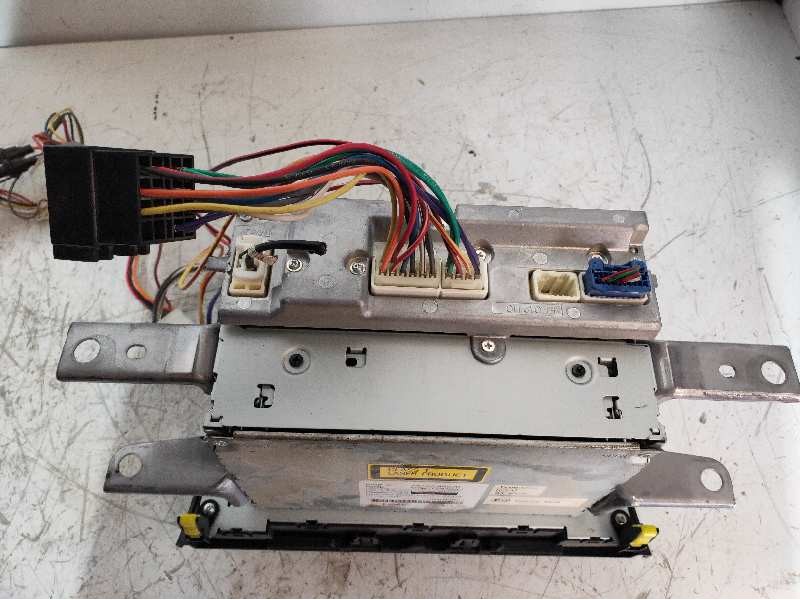 Recambio de sistema audio / radio cd para toyota rav 4 (a3) active referencia OEM IAM 8612042270  