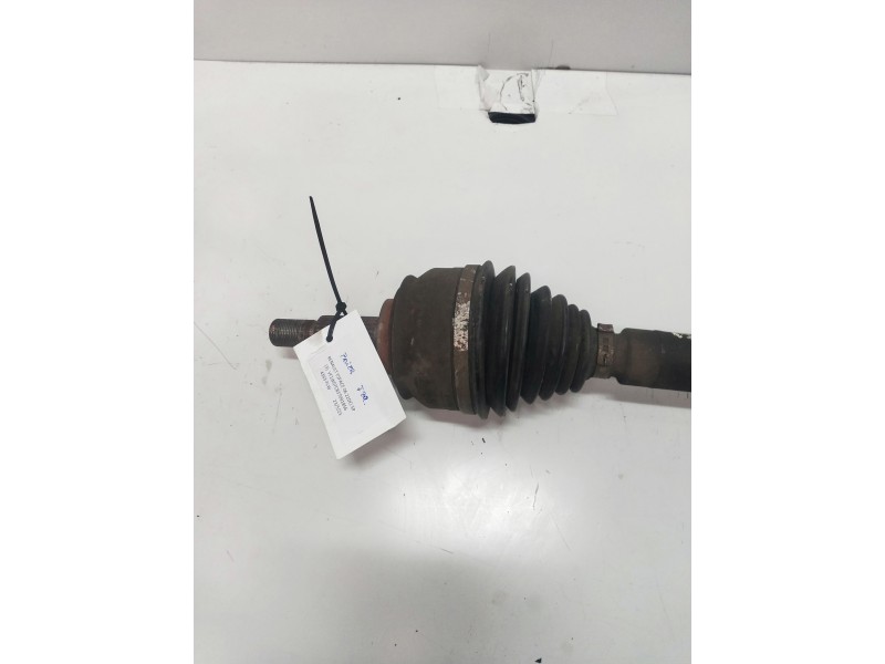 Recambio de transmision delantera izquierda para renault espace iv (jk0) dynamique referencia OEM IAM 8200387408  