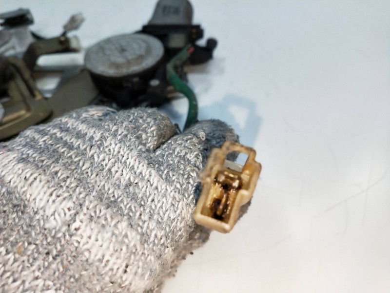 Recambio de elevalunas delantero izquierdo para mitsubishi montero sport (k90) referencia OEM IAM MR144595 0621006536 5P