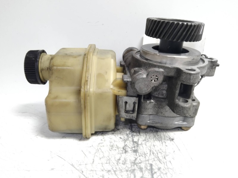 Recambio de bomba direccion para mazda 6 berlina (gg) 2.0 diesel cat referencia OEM IAM   