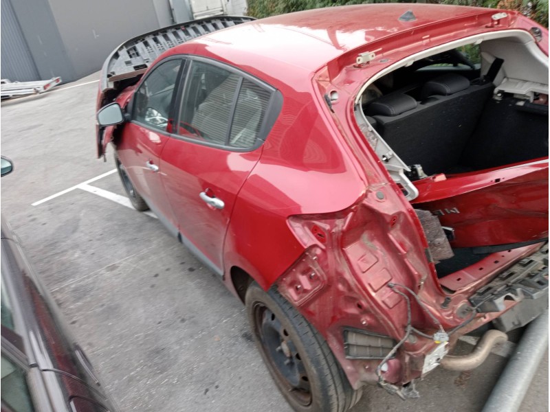 renault megane iii berlina 5 p del año 2009