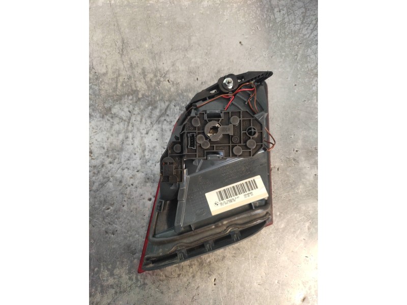 Recambio de piloto trasero derecho interior para bmw serie 5 lim. (f10) 525d referencia OEM IAM 72032269 17349002 