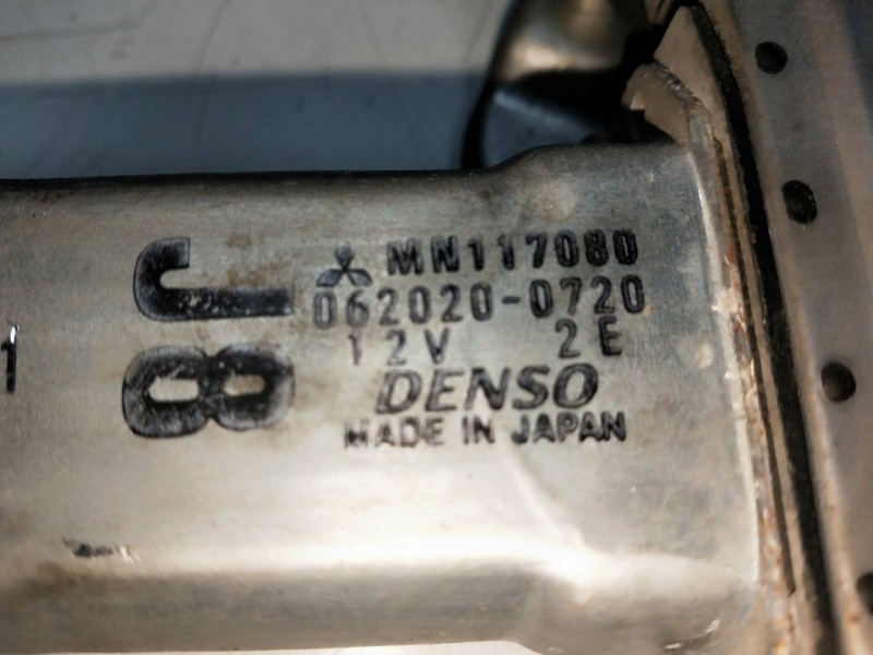 Recambio de elevalunas delantero derecho para mitsubishi montero (v60/v70) 3.2 di-d cat referencia OEM IAM MN117080 0620200720 5