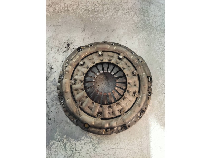 Recambio de kit embrague para nissan navara pick-up (d40m) doble cab se 4x4 referencia OEM IAM   