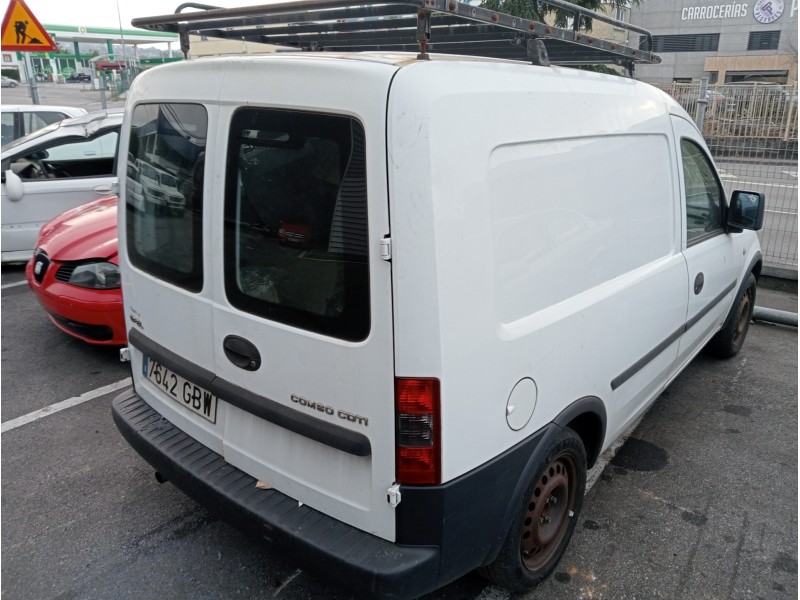 opel combo (corsa c) del año 2008