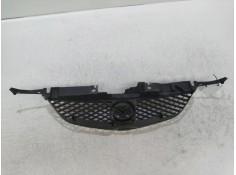 Recambio de rejilla delantera para mazda premacy (cp) 2.0 turbodiesel cat referencia OEM IAM    2