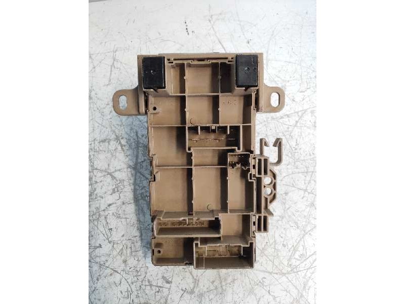 Recambio de caja reles / fusibles para subaru xv executive referencia OEM IAM 82201FJ010 206914 M2 5044