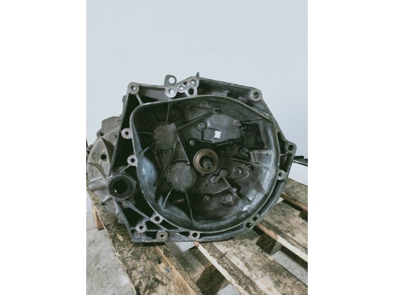 Recambio de caja cambios para peugeot 308 confort referencia OEM IAM 20EA01 0191804 6V
