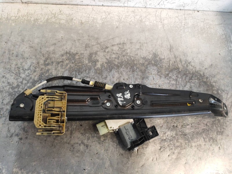 Recambio de elevalunas trasero izquierdo para bmw serie 5 lim. (f10) 525d referencia OEM IAM 72481710 72715639 51357182613